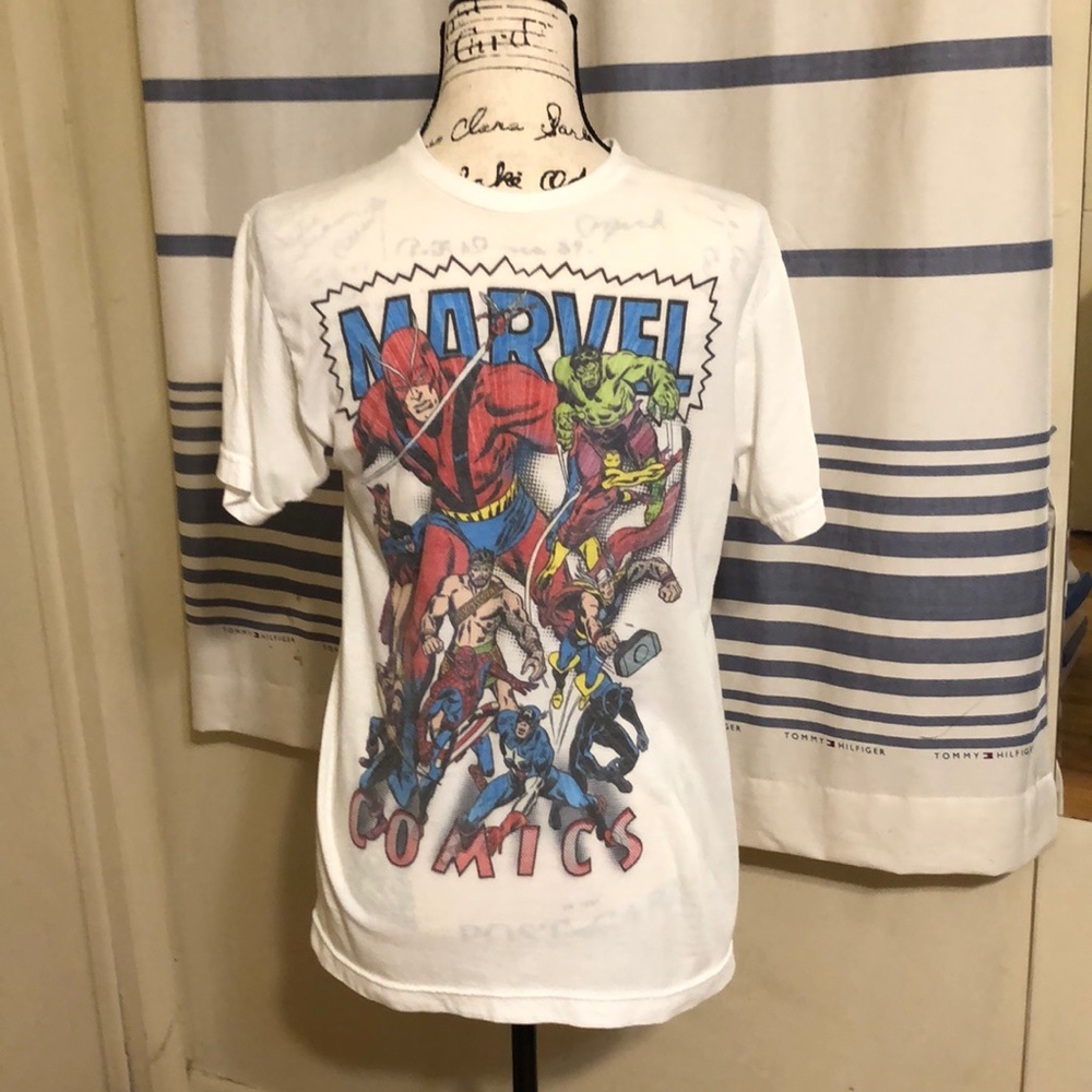 Men Mavels t-shirt